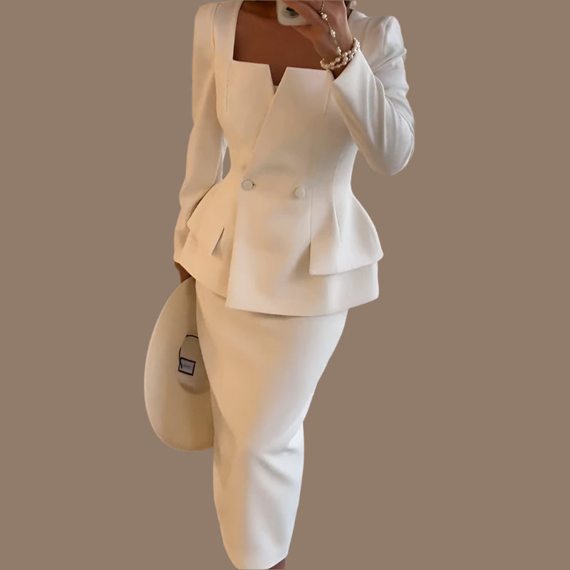 Elegant simple 2 peace Suit