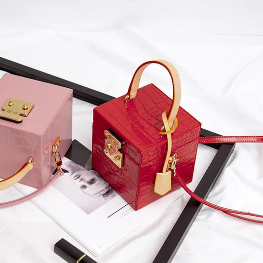 small square box bag