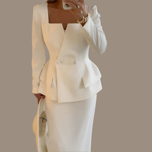Elegant simple 2 peace Suit