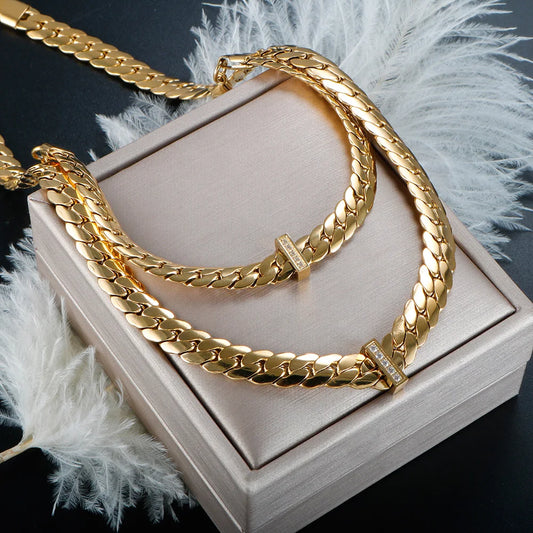 Zircon Stainless gold set