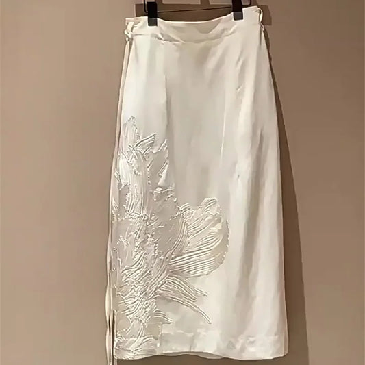 Floral off-white skirt